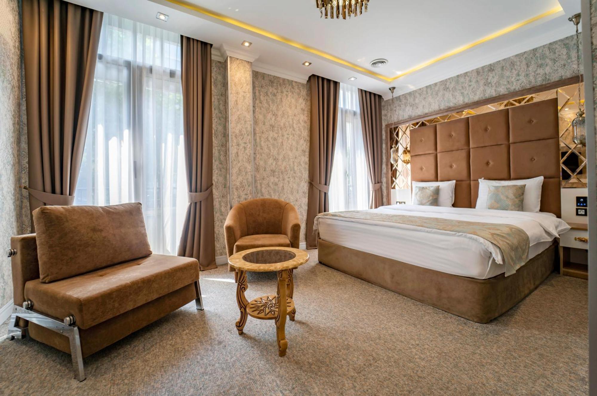Hotel Aqua Liberty Tiflis Dış mekan fotoğraf
